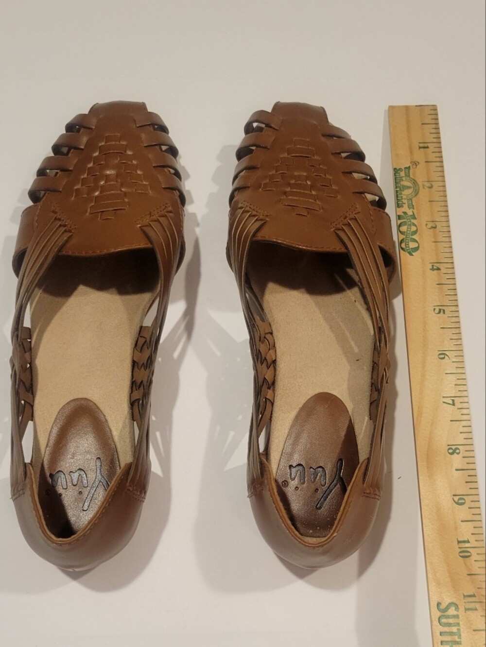 Size 6 NWOT Women's Brown Woven Leather Flat Sandals